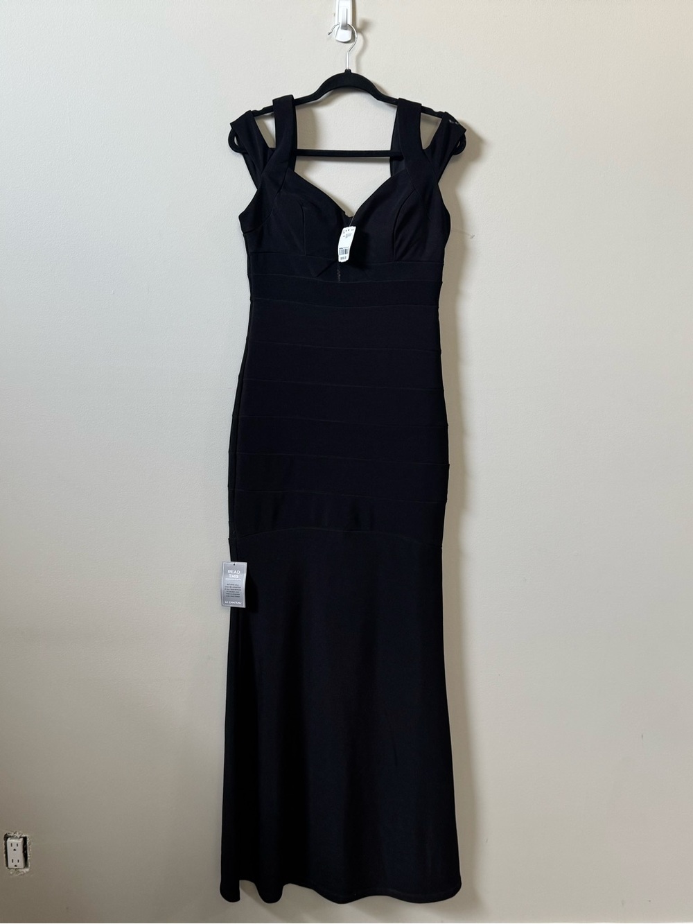 Le Chateau (NWT) Black maxi sleeveless mermaid gown dress